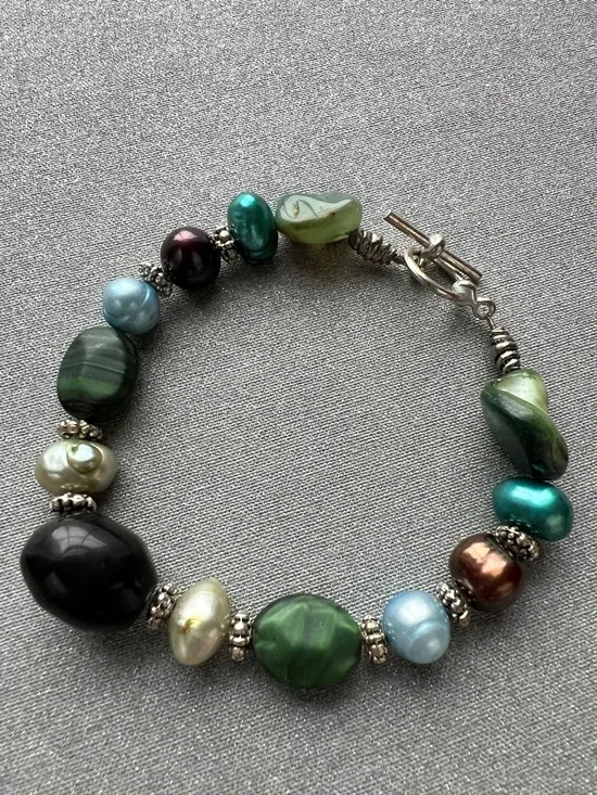 Handmade Multicolor Green and Pearl Tone Beaded 3” Bracelet - Picture 1 of 12